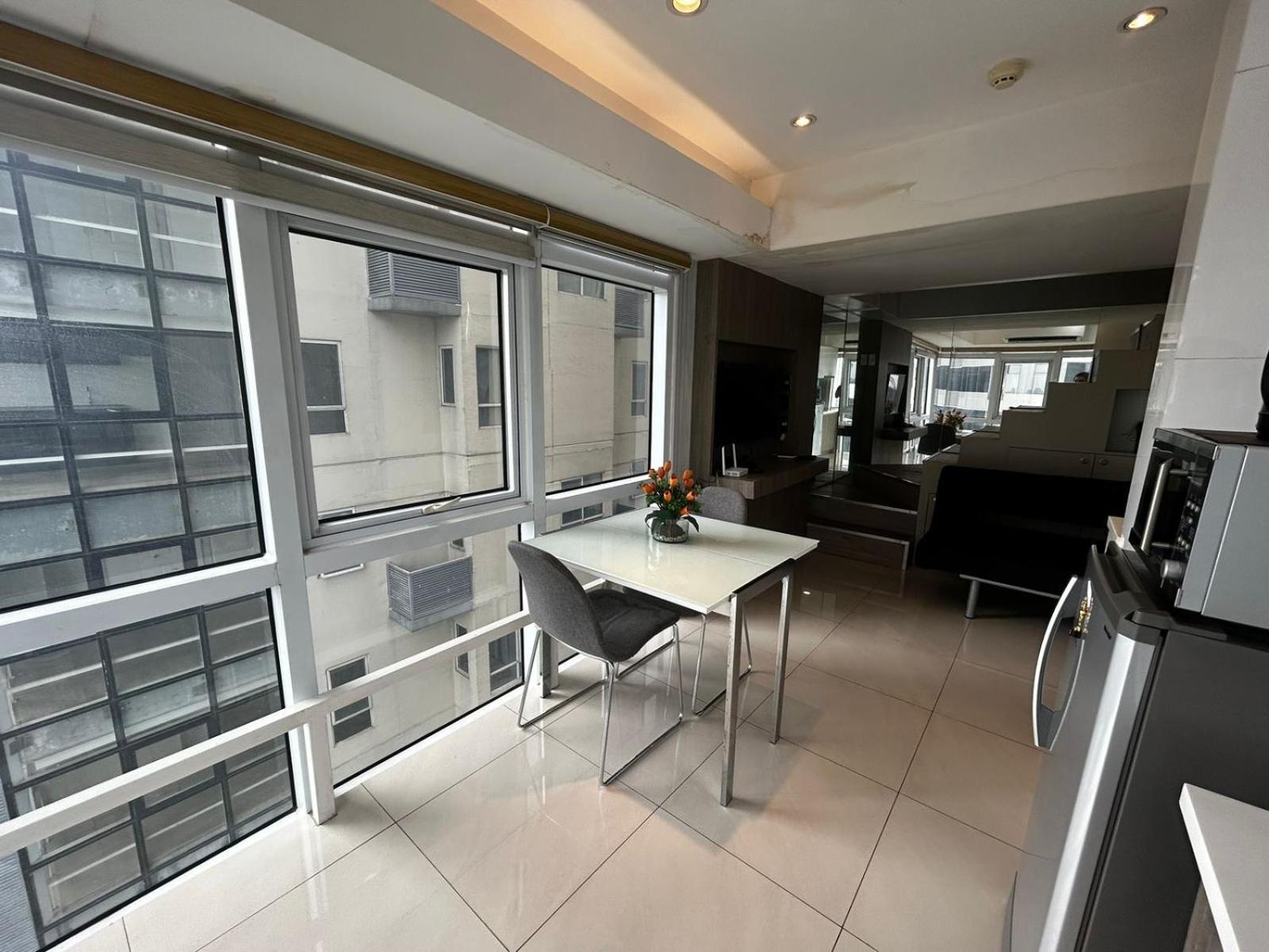 Oasis Regency @ Fort Victoria Bgc تاغويغ المظهر الخارجي الصورة