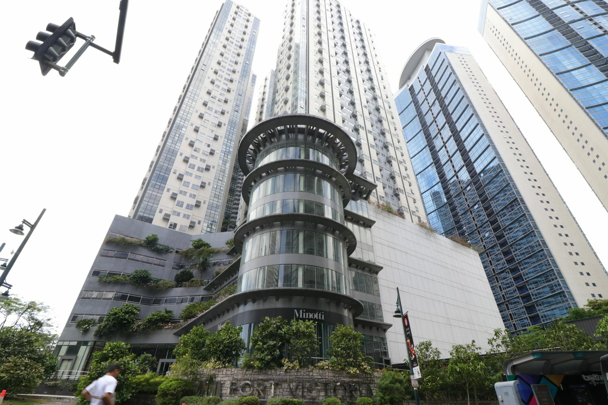 Oasis Regency @ Fort Victoria Bgc تاغويغ المظهر الخارجي الصورة